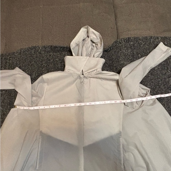 JOHANNA PARV Designer Sz M Gray Cover Jacket New Without Tag - Picture 12 of 15